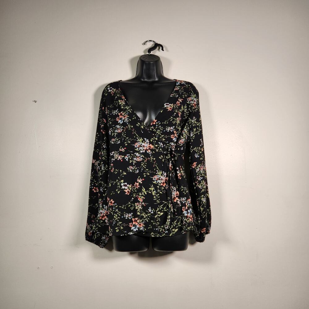 BAILEY & CHLOE Wrap Blouse Top Womens M Black Green Floral‎ LS Cottagecore Boho